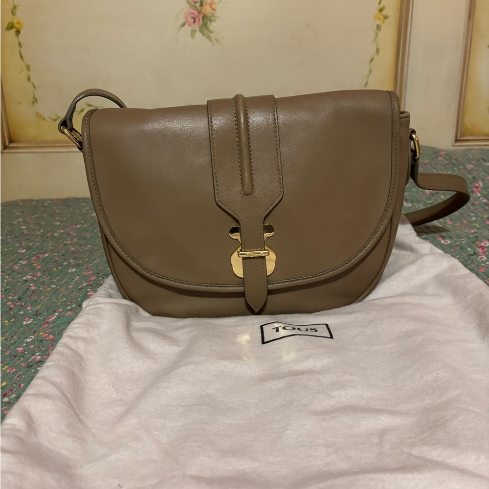 (real) BEIGE/TAN TOUS CROSSBODY BAG (NEED GONE)